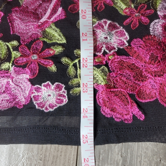 INC International Concepts Stitched Floral Tank Top Size Small EUC - Picture 6 of 15